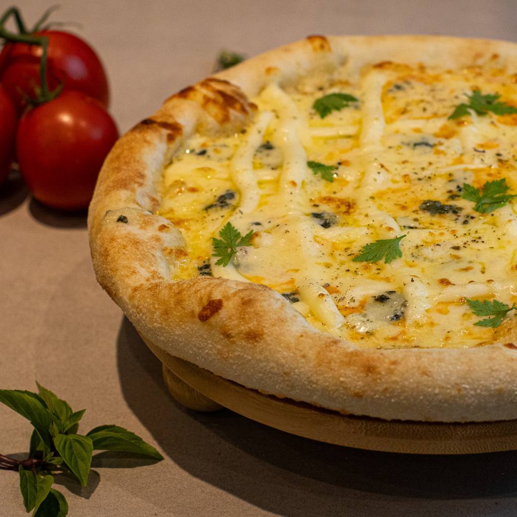 Pizza 4 Queijos
