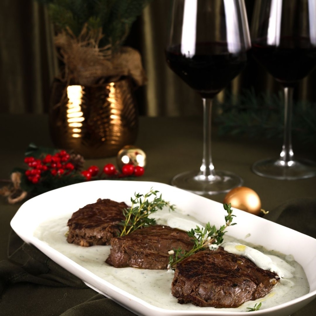 Filé mignon medalhão ao molho gorgonzola