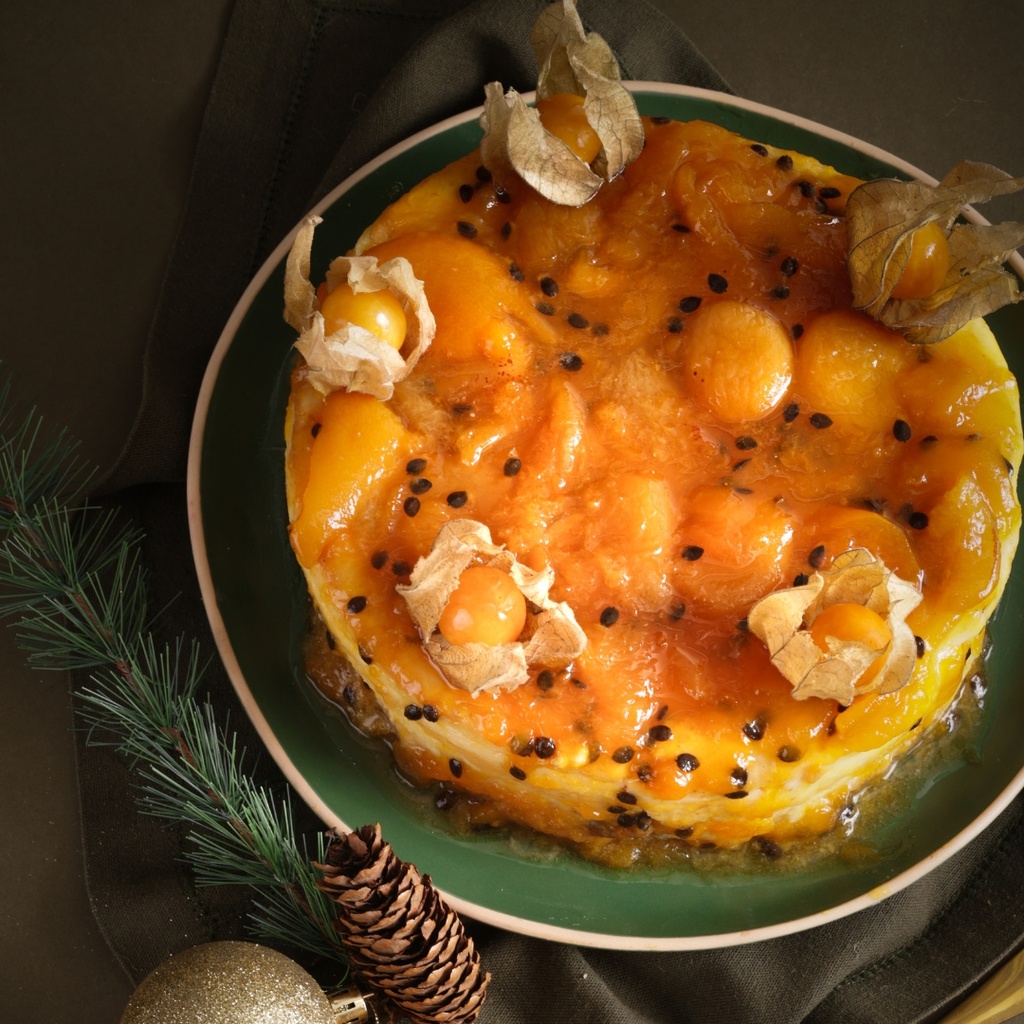 Cheesecake de frutas amarelas